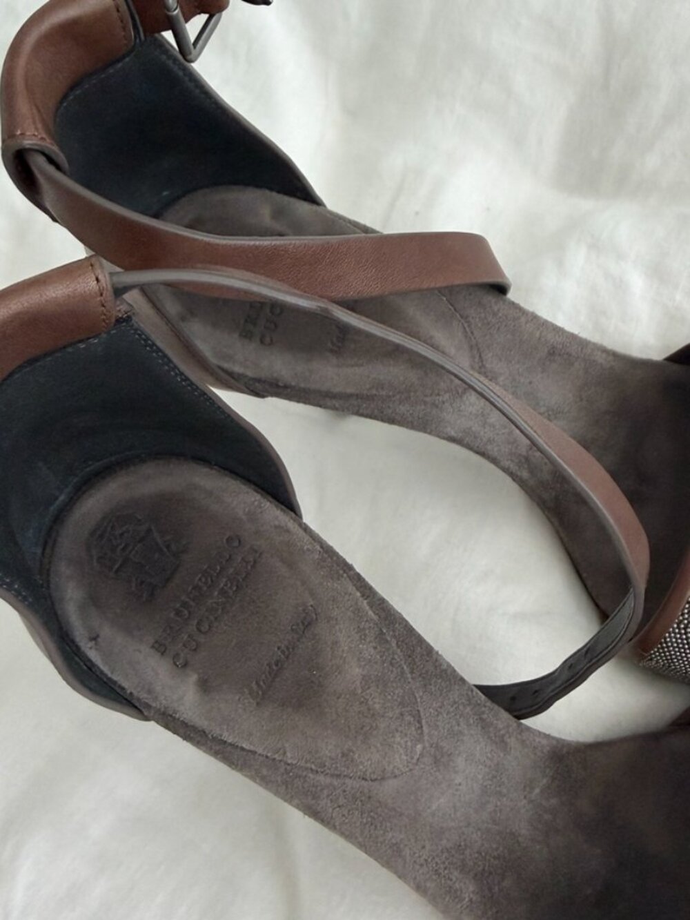 Brunello Cucinelli Heeled Sandal - brown suede with beading - Picture 3 of 9